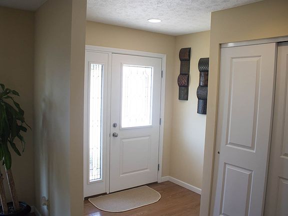 5th image of 1529 Woodside Dr
