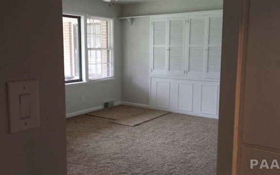 3rd image of 3611 N Twelve Oaks Dr