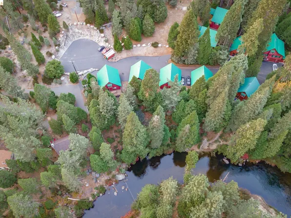 28515 S Stan Ct, Strawberry, CA 95375