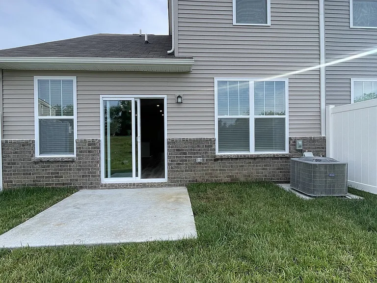 464 Alcott Way — Photo 14