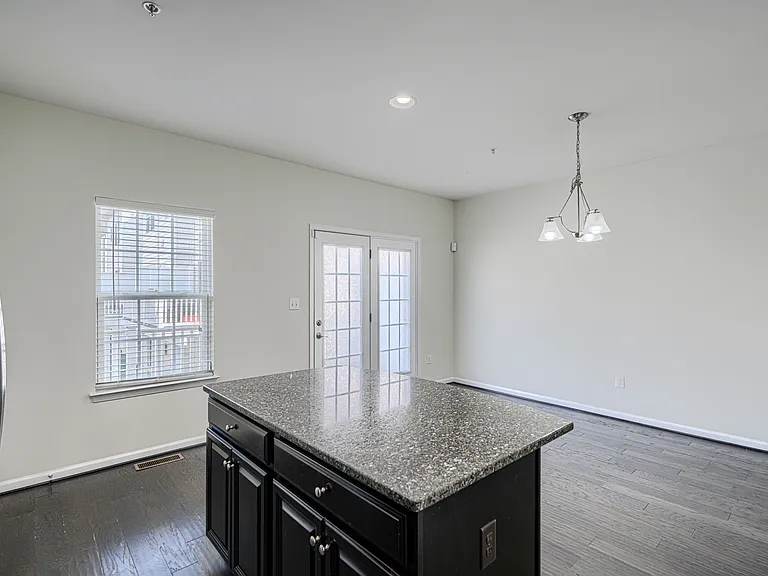 7336 Summit Rock Rd — Photo 17