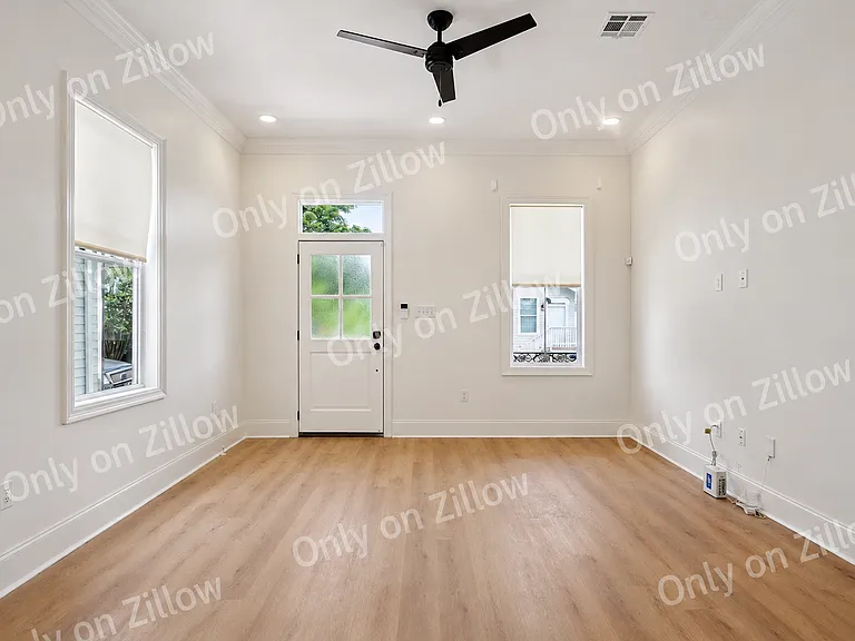 2254 N Prieur St — Photo 3