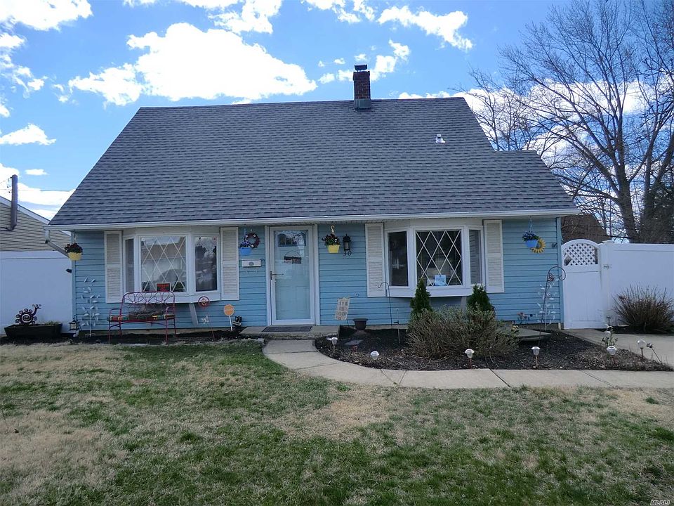 1st image of 30 Needle Ln