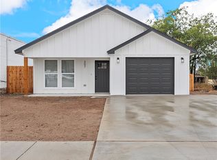 207 S Madison Dr, Mc Gregor, TX 76657