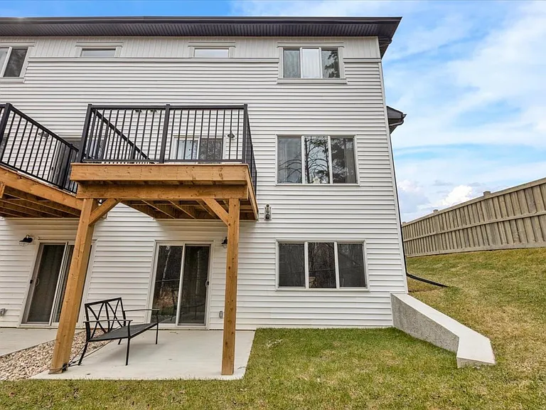 5122 213a St NW #30 — Photo 23
