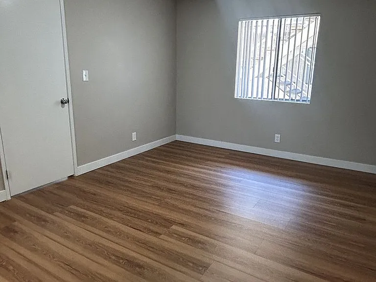 120 N Atlantic Blvd — Photo 12