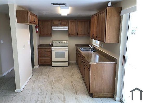 3rd image of 8519 N Temple Ave