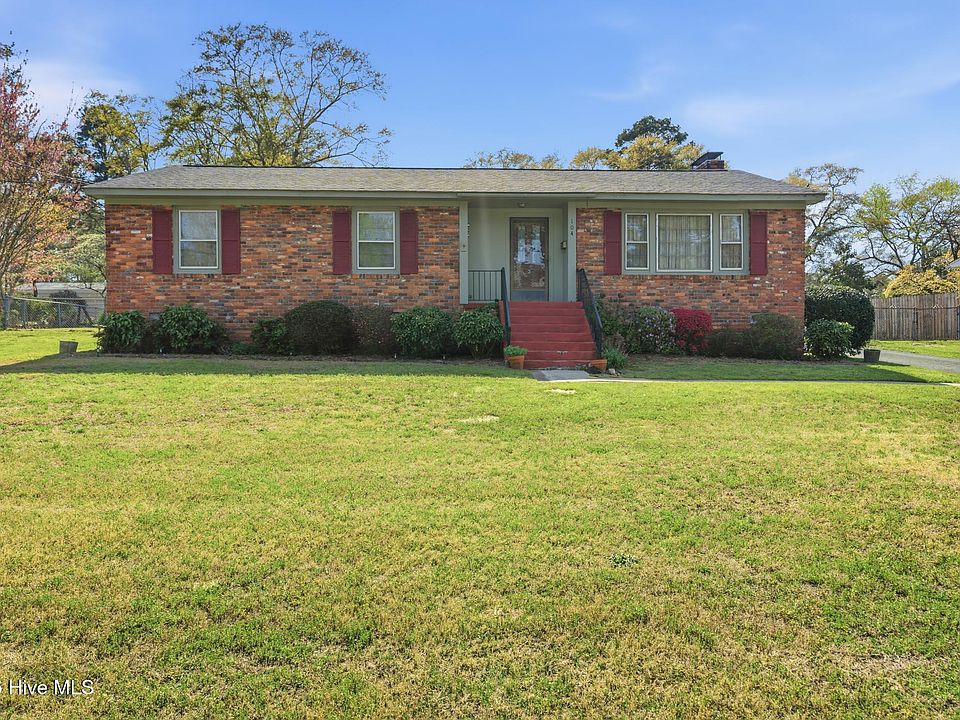 1st image of 104 Mcdonald Drive