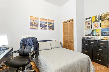 Rented by (Legacy) Elegran