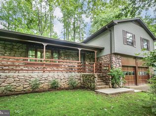 1135 Columbus Dr, Stafford, VA 22554