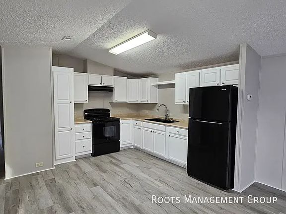 5th image of 1233 Paul Ln #1233P