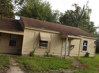 1750 Rivercrest St, Beaumont, TX 77703