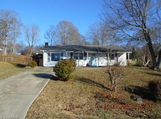 324 Hartgrove Rd, King, NC 27021