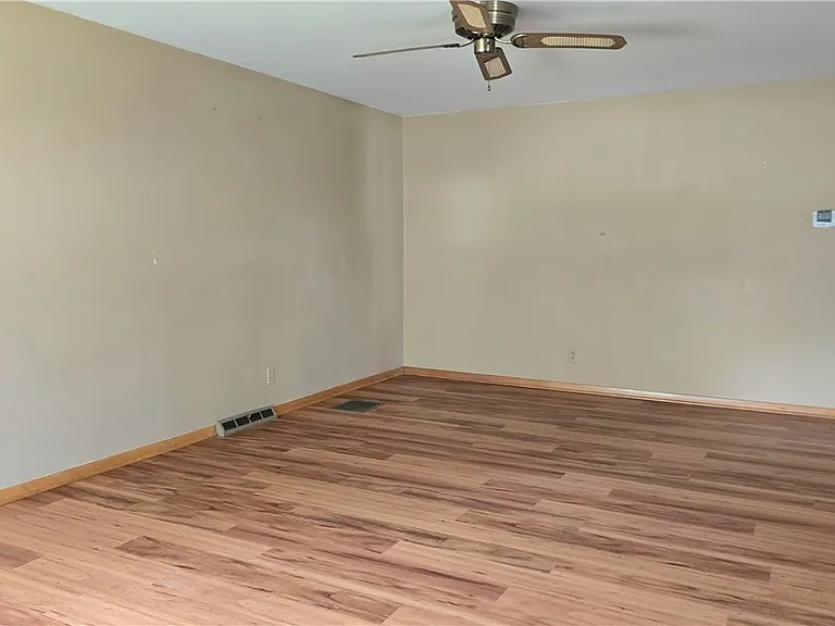 36 Jamaica Ln — Photo 3