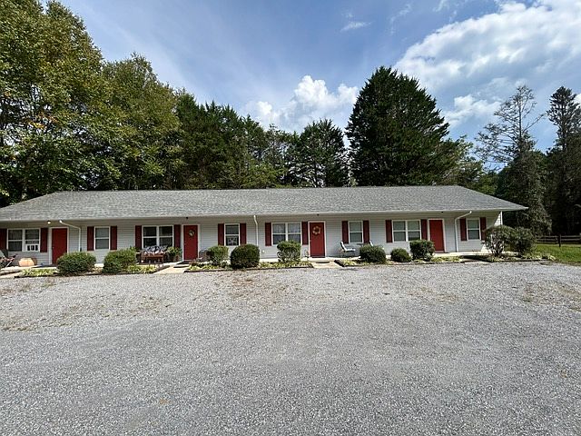 1st image of 313 Cagle Branch Rd #2