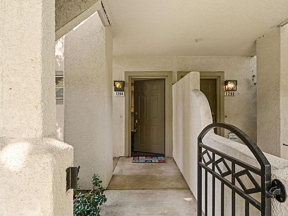 4th image of 1294 Tea Rose Cir