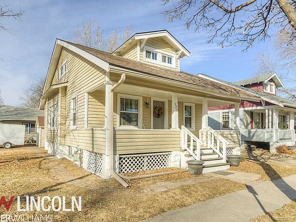 4th image of 825 S 28th St
