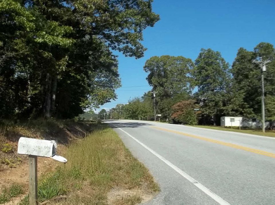 2nd image of 1778 Highway 17