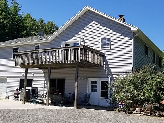 5th image of 273 Chestnut Falls Ln