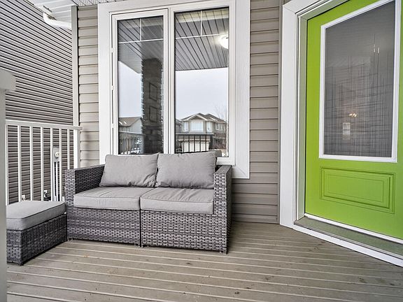 2nd image of 36 Riviere Ter