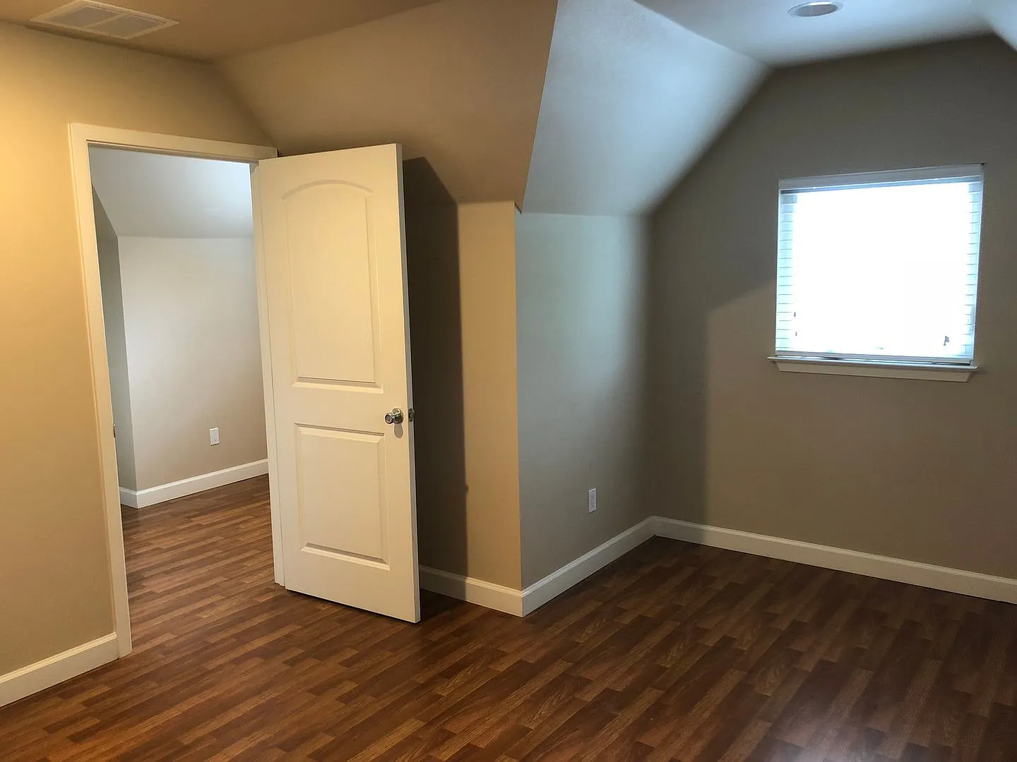 4511 Depew Avenue — Photo 4