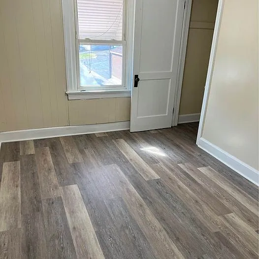 222 W Franklin St #1F — Photo 3