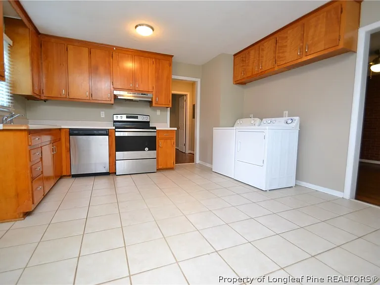 5131 Lundy Dr — Photo 7