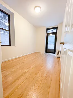 Rented by Urban Real Estate Inc | media 5