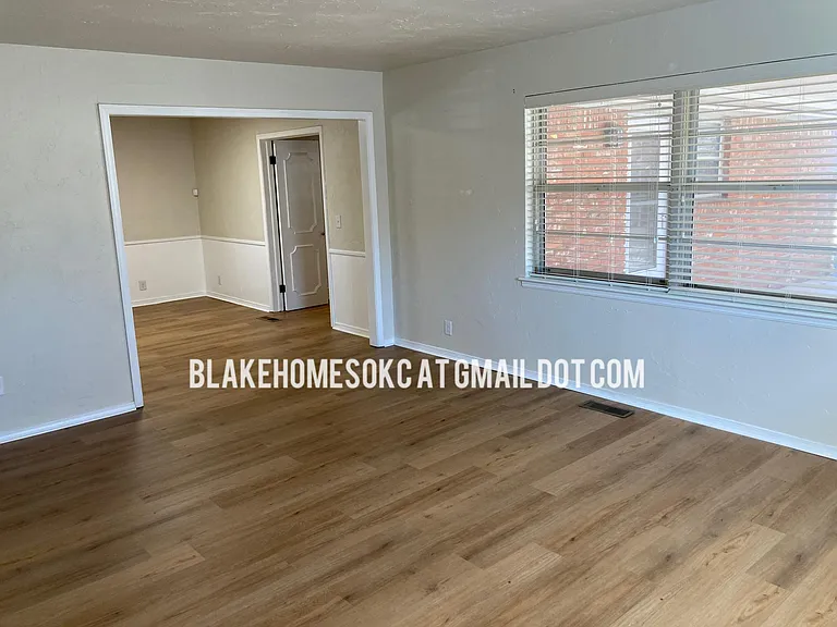 2715 Tottingham Rd — Photo 6