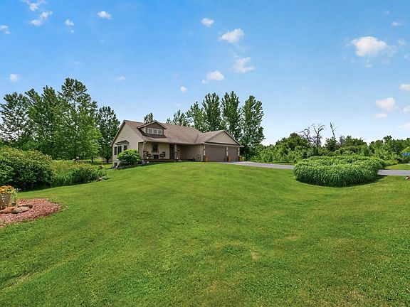 2nd image of 24585 Kenwood Ln
