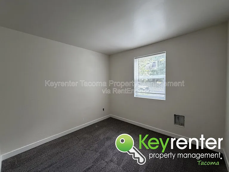 9010 Rose Rd SW — Photo 6