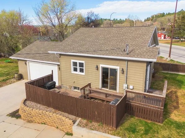 3633 Canyon Lake Dr, Rapid City, SD 57702