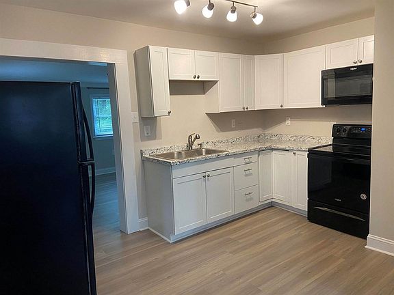 2nd image of 2110 Fallon Ave SE