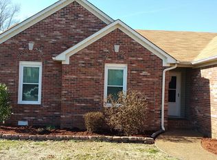 5028 Brookside Dr, Columbia, TN 38401