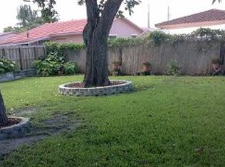 2225 SW 16th St, Miami, FL 33145