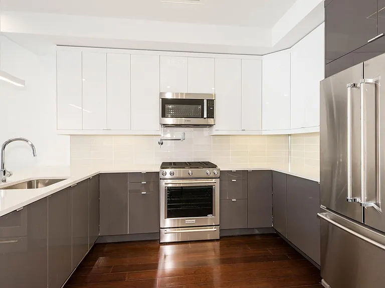 129 Brunswick St #4A — Photo 3