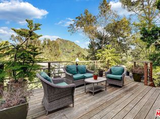 19643 Valley View Dr, Topanga, CA 90290