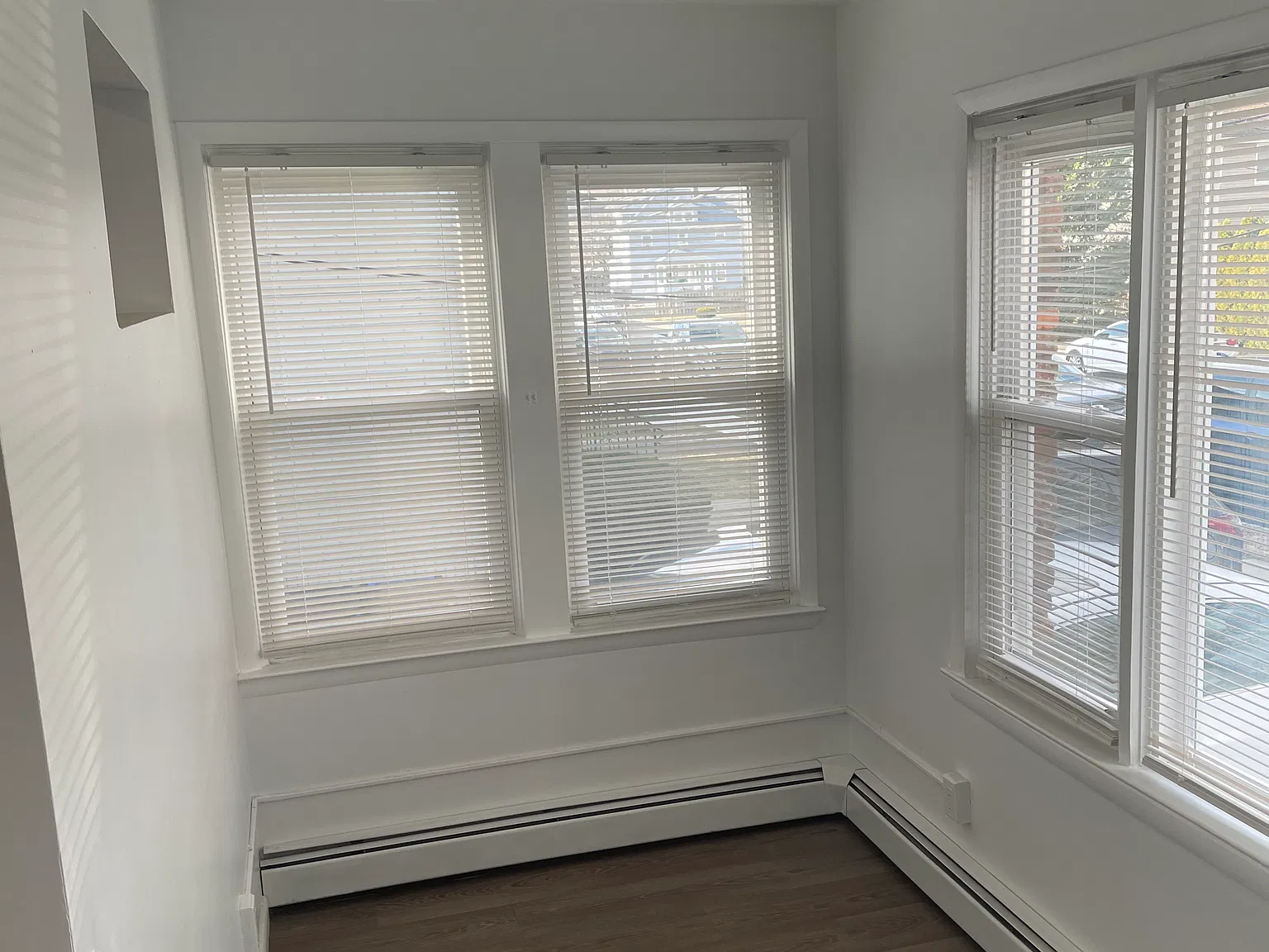 2 bed, 850 sqft, $2,400 — Photo 4
