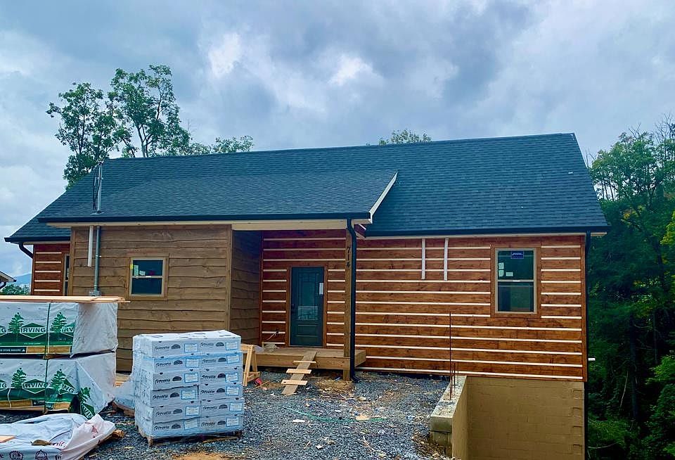 1st image of 714 Old Ridge Rd Lot 2