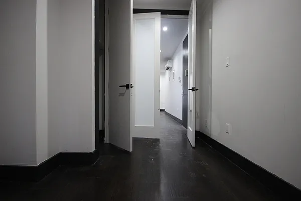 Rented by Nooklyn NYC LLC | media 47