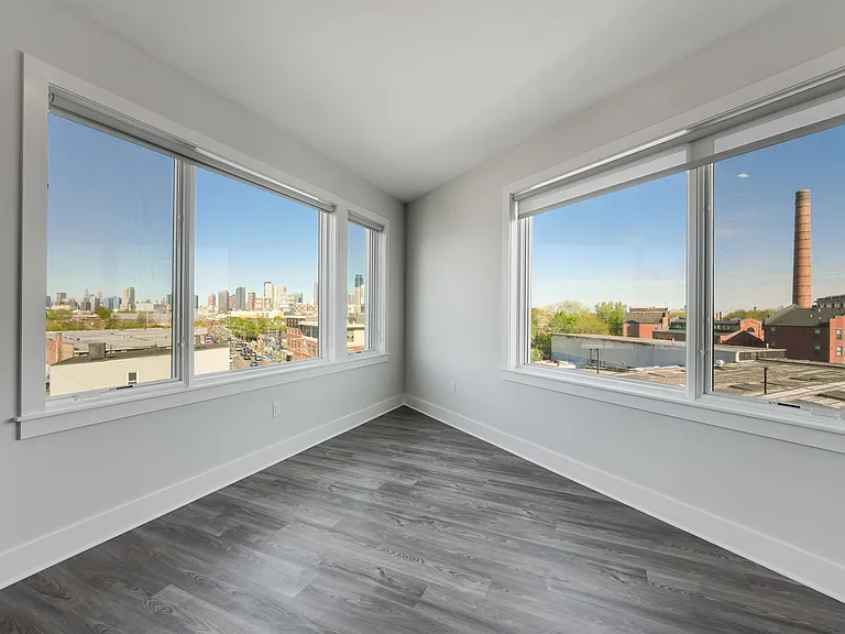 658 Grand St #303 — Photo 35