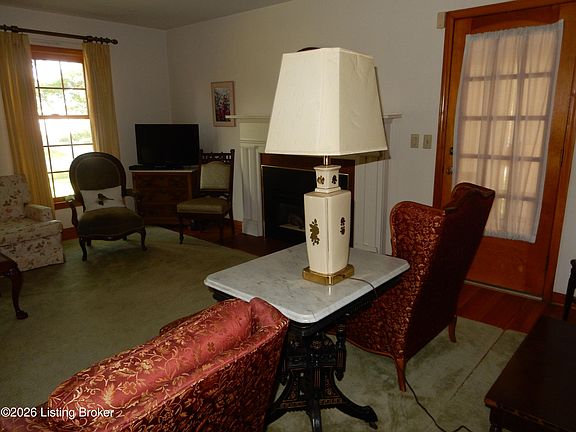 4th image of 283 Tollview Dr
