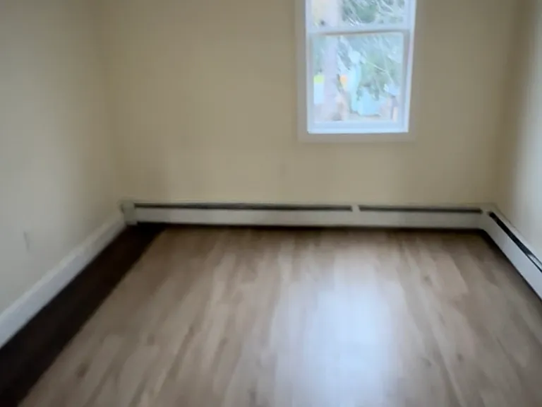 919 Saratoga St #1R — Photo 5
