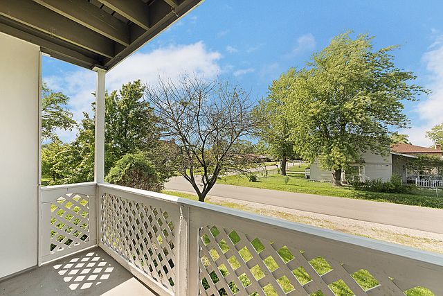 1st image of 10601 S 81st Ct #1