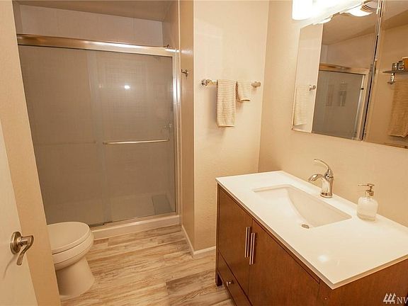 4th image of 8102 41st Street Ct W