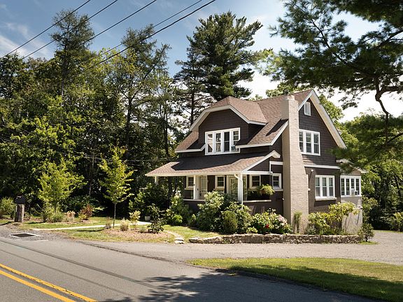 2nd image of 55 Kinney Ave