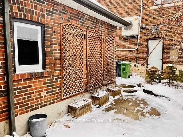27 Oakview Ave #BASEMENT — Photo 9