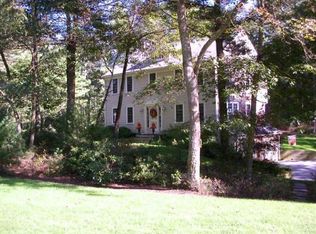 55 Longwood Cir, Kingston, MA 02364