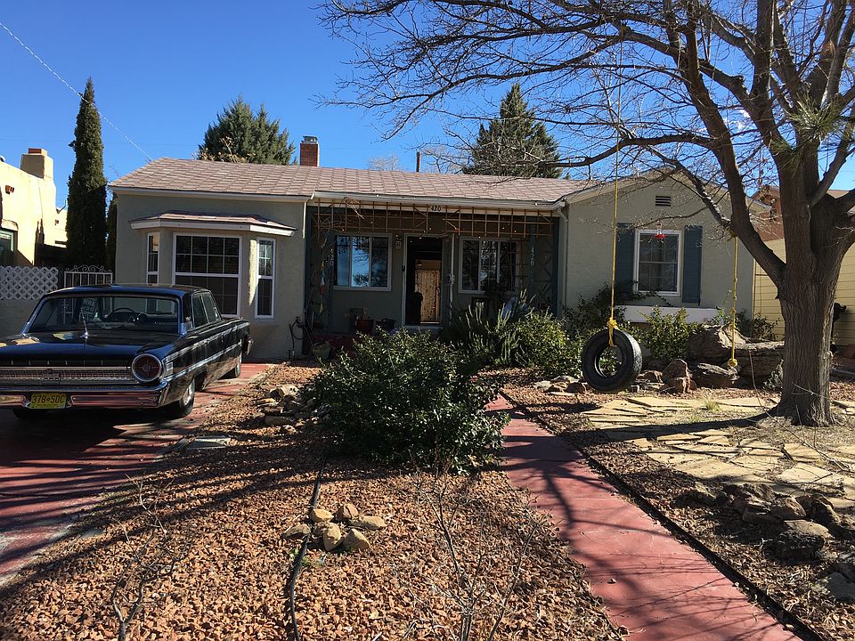 1st image of 420 Richmond Dr SE