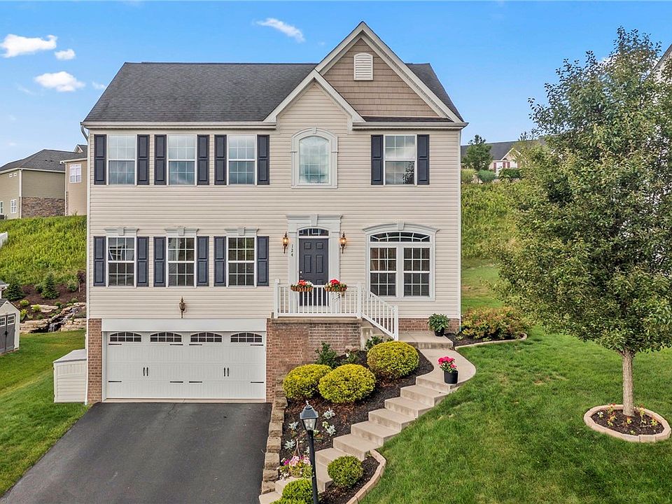 1st image of 124 Buckingham Dr